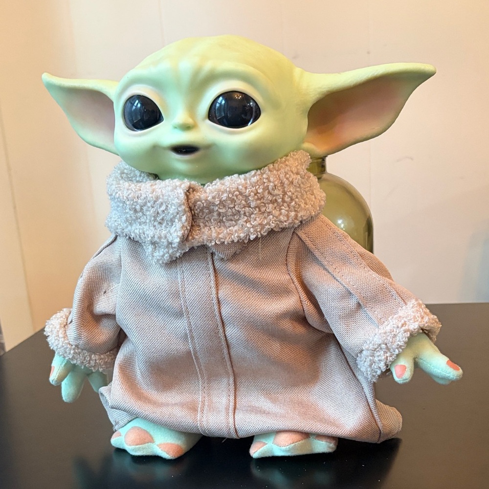 Baby Yoda  Plush Figure Star Wars